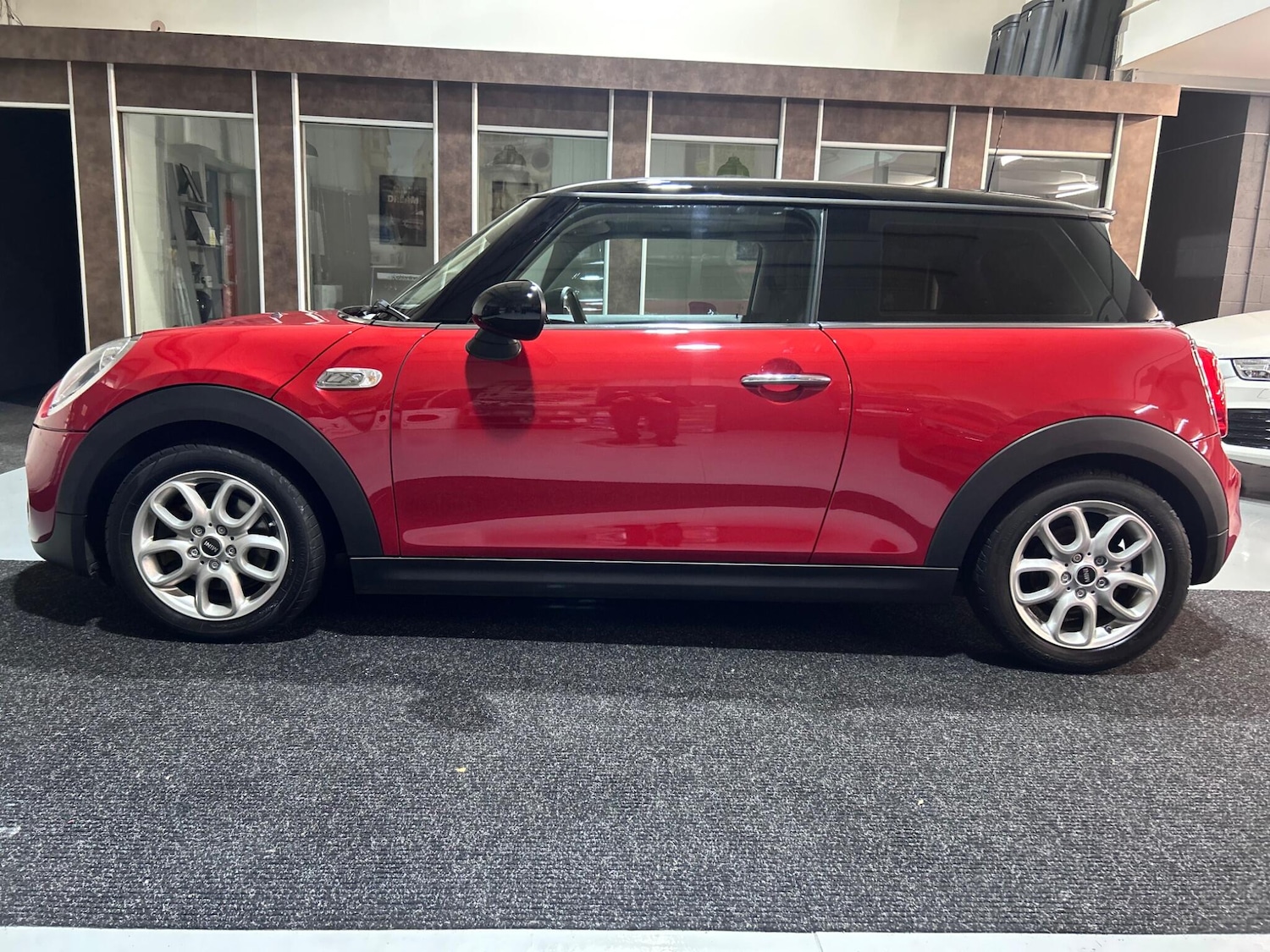 Used MINI Hatch 2016 for sale - 76926378: Photo 5