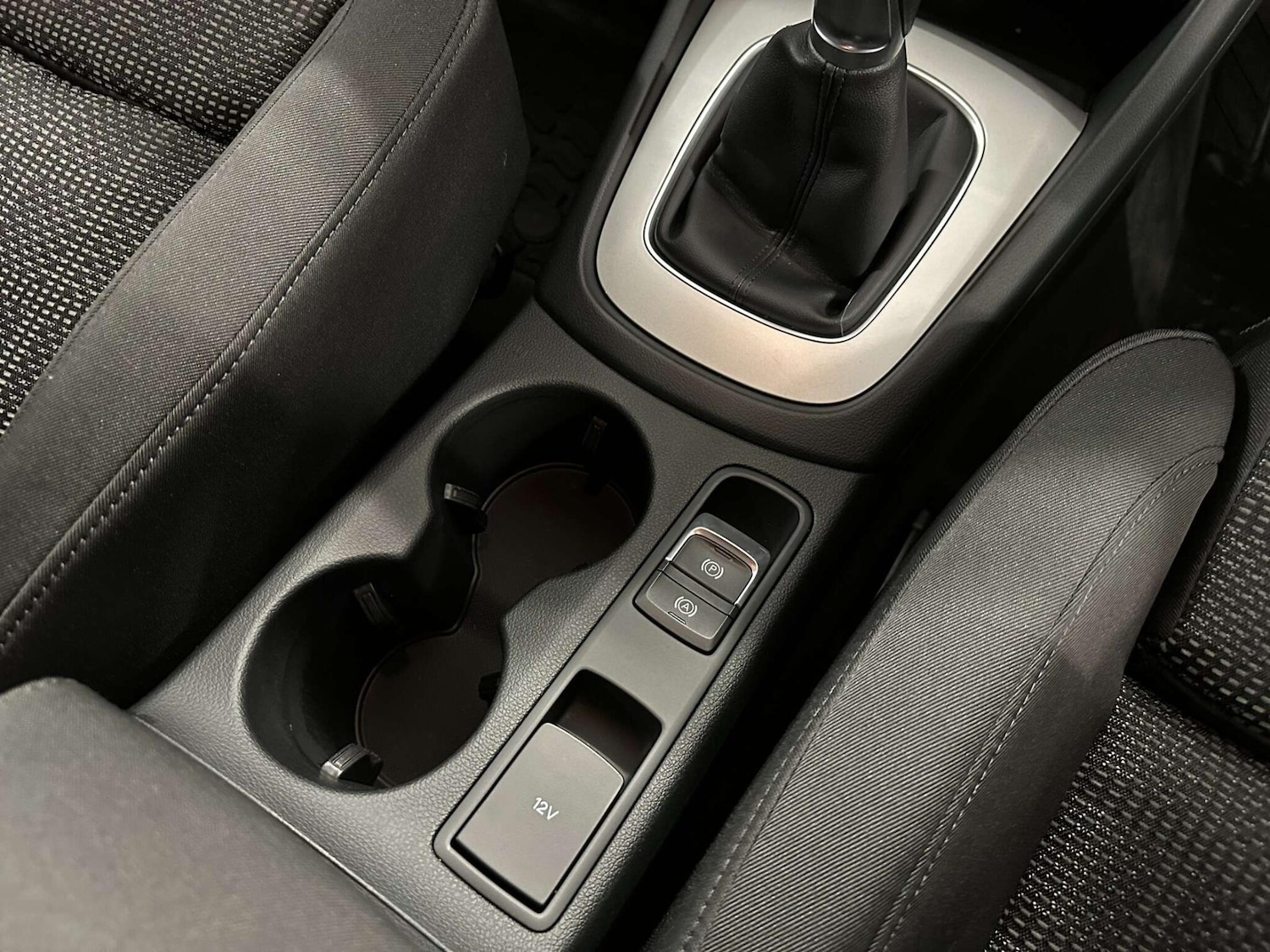 Used Audi Q3 2018 for sale - 76926212: Photo 16