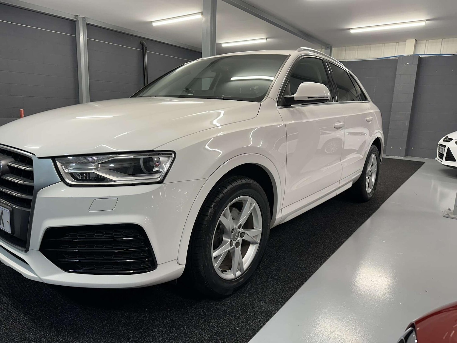 Used Audi Q3 2018 for sale - 76926212: Photo 3