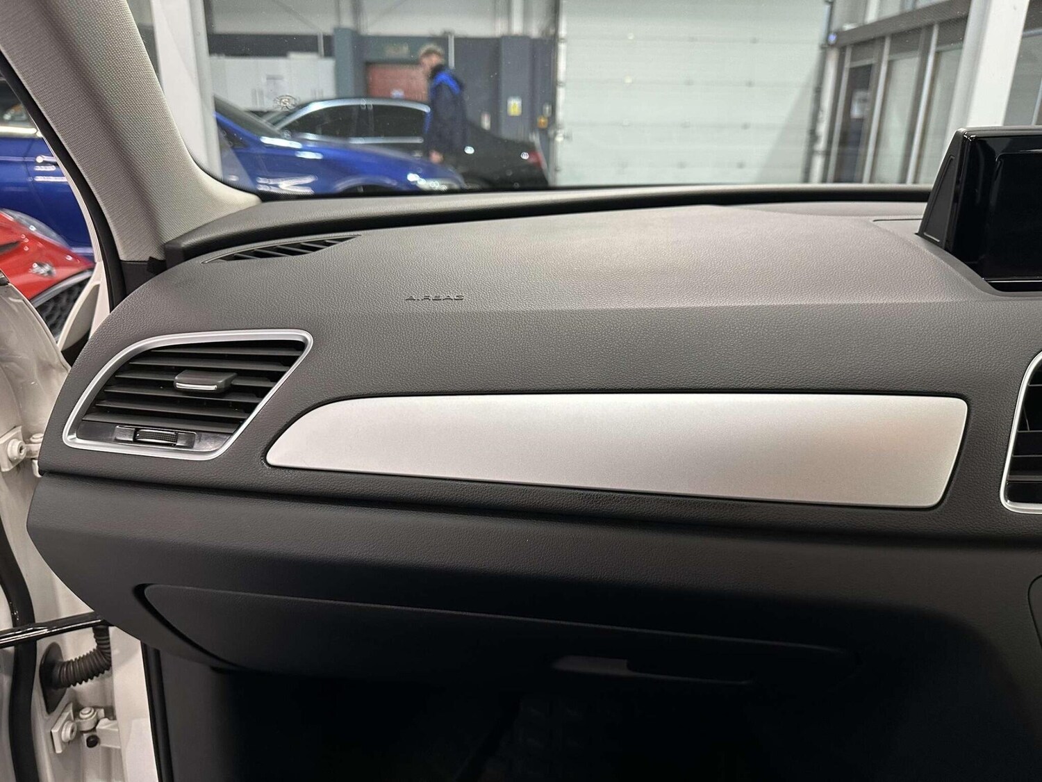 Used Audi Q3 2018 for sale - 76926212: Photo 39