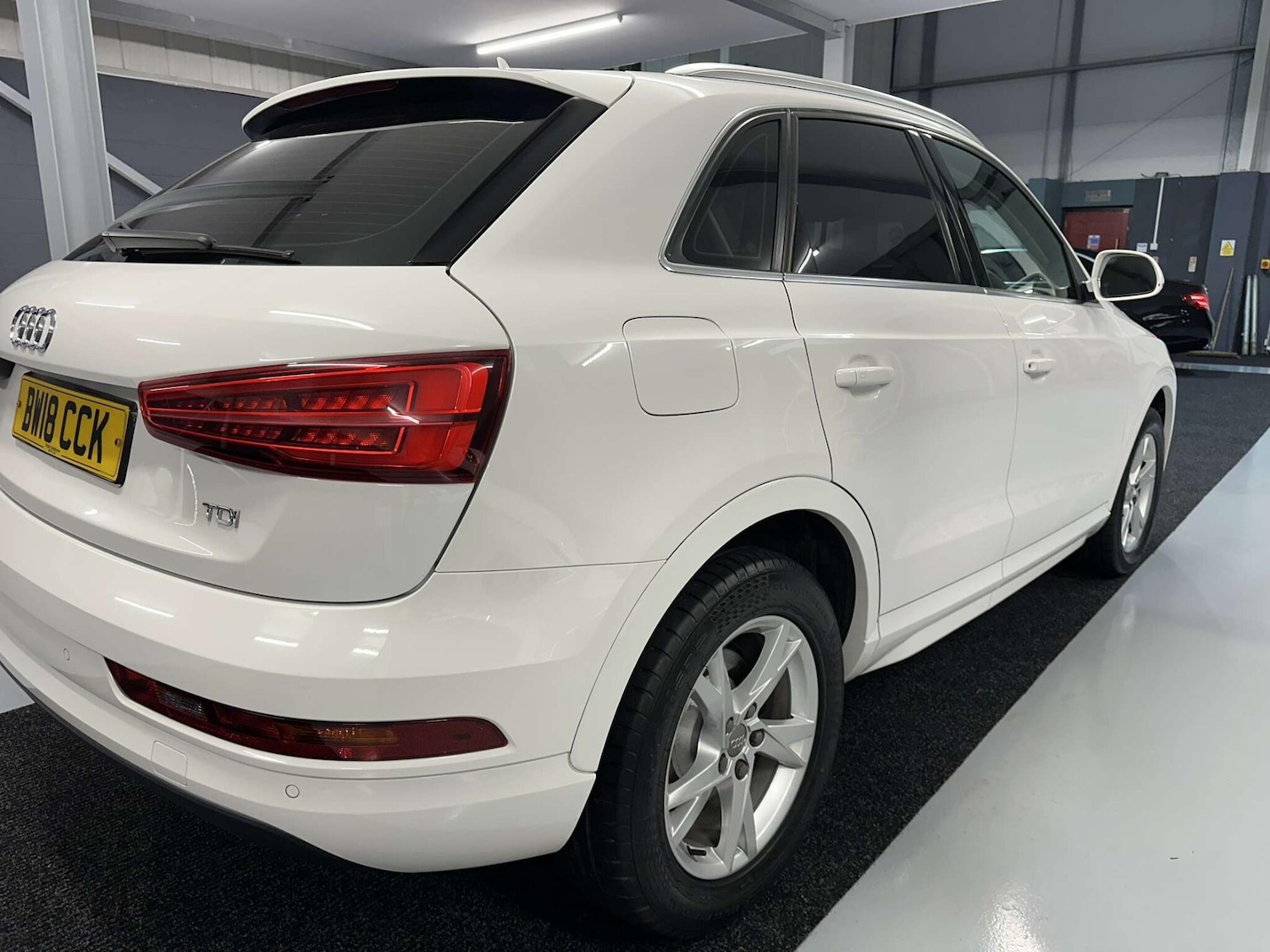 Used Audi Q3 2018 for sale - 76926212: Photo 9