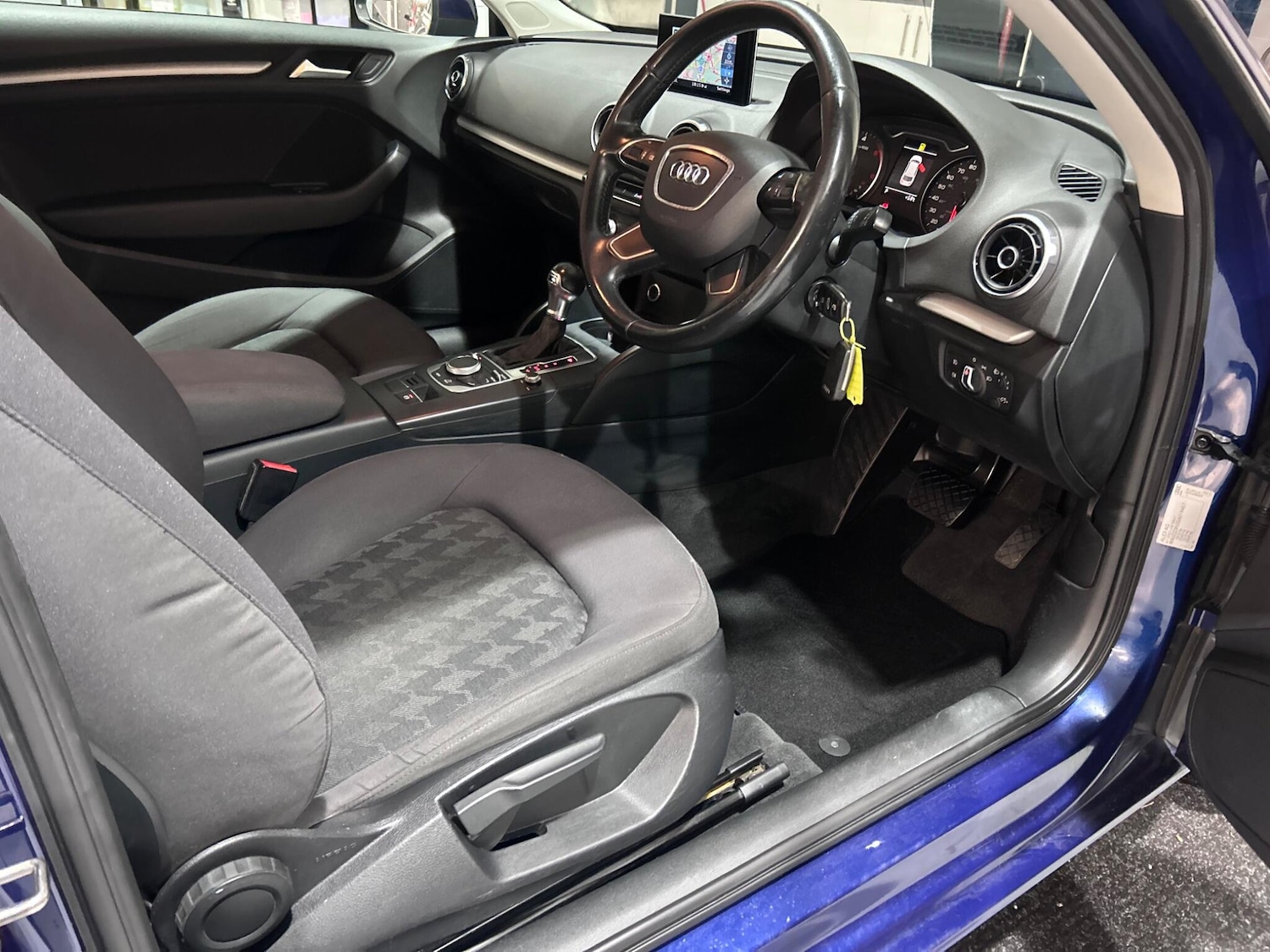 Used Audi A3 2015 for sale - 77411207: Photo 21