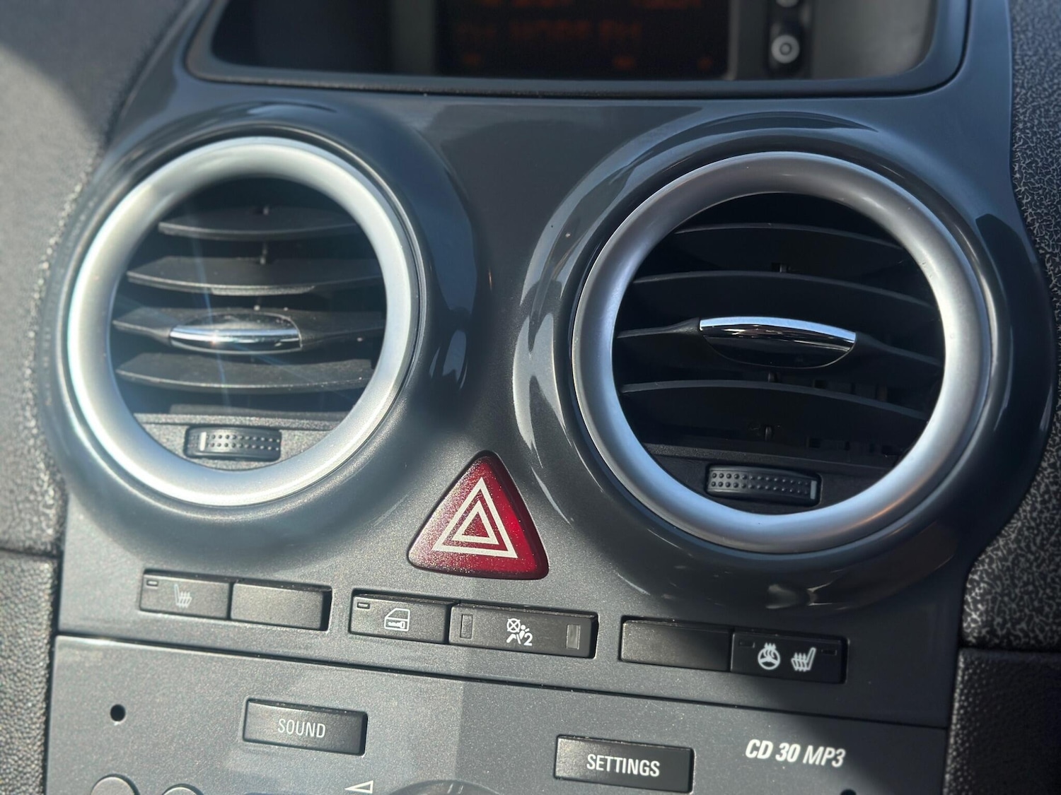 Used Vauxhall Corsa 2012 for sale - 78171234: Photo 16