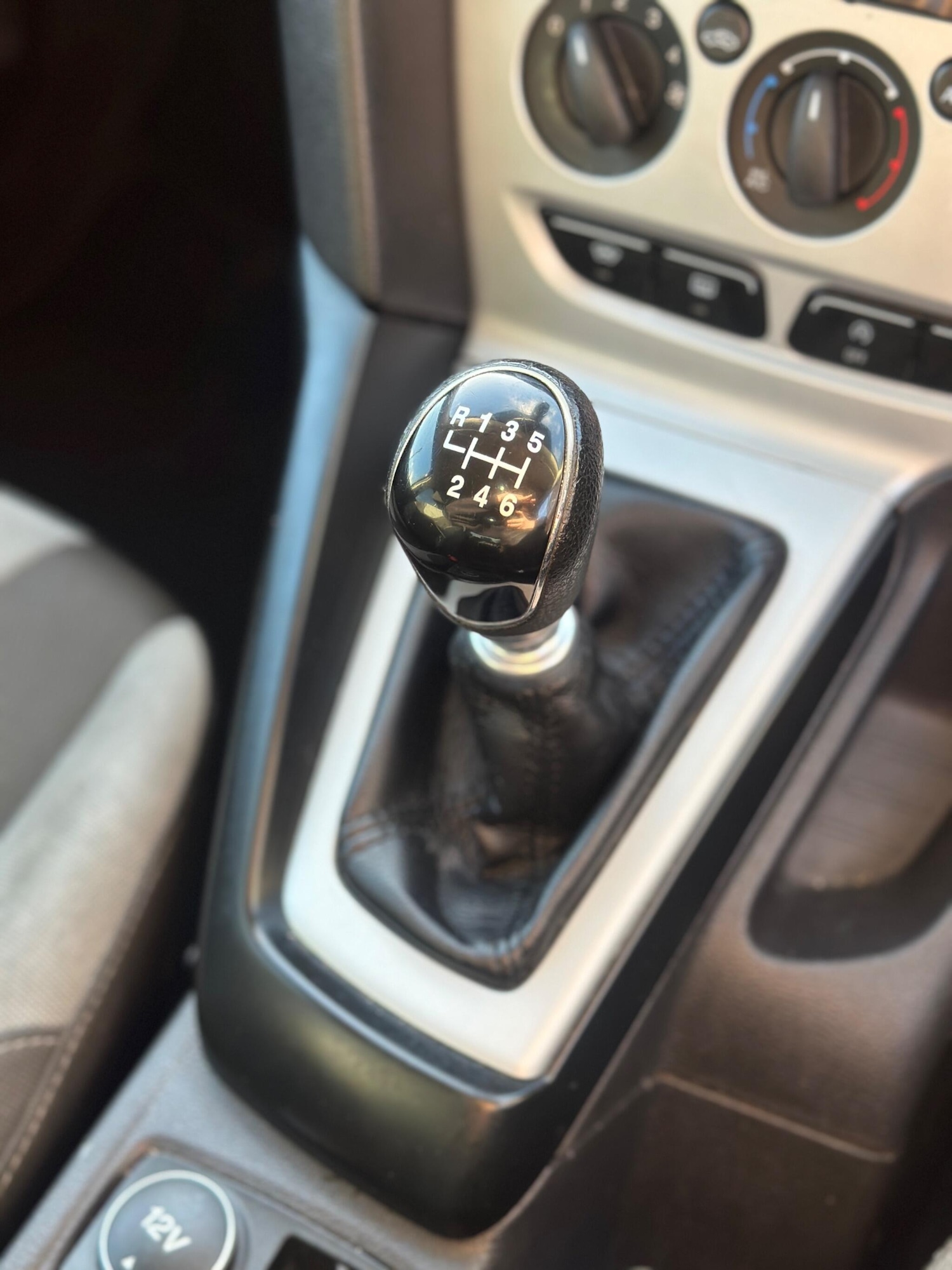 Used Ford Focus 2013 for sale - 77040075: Photo 17