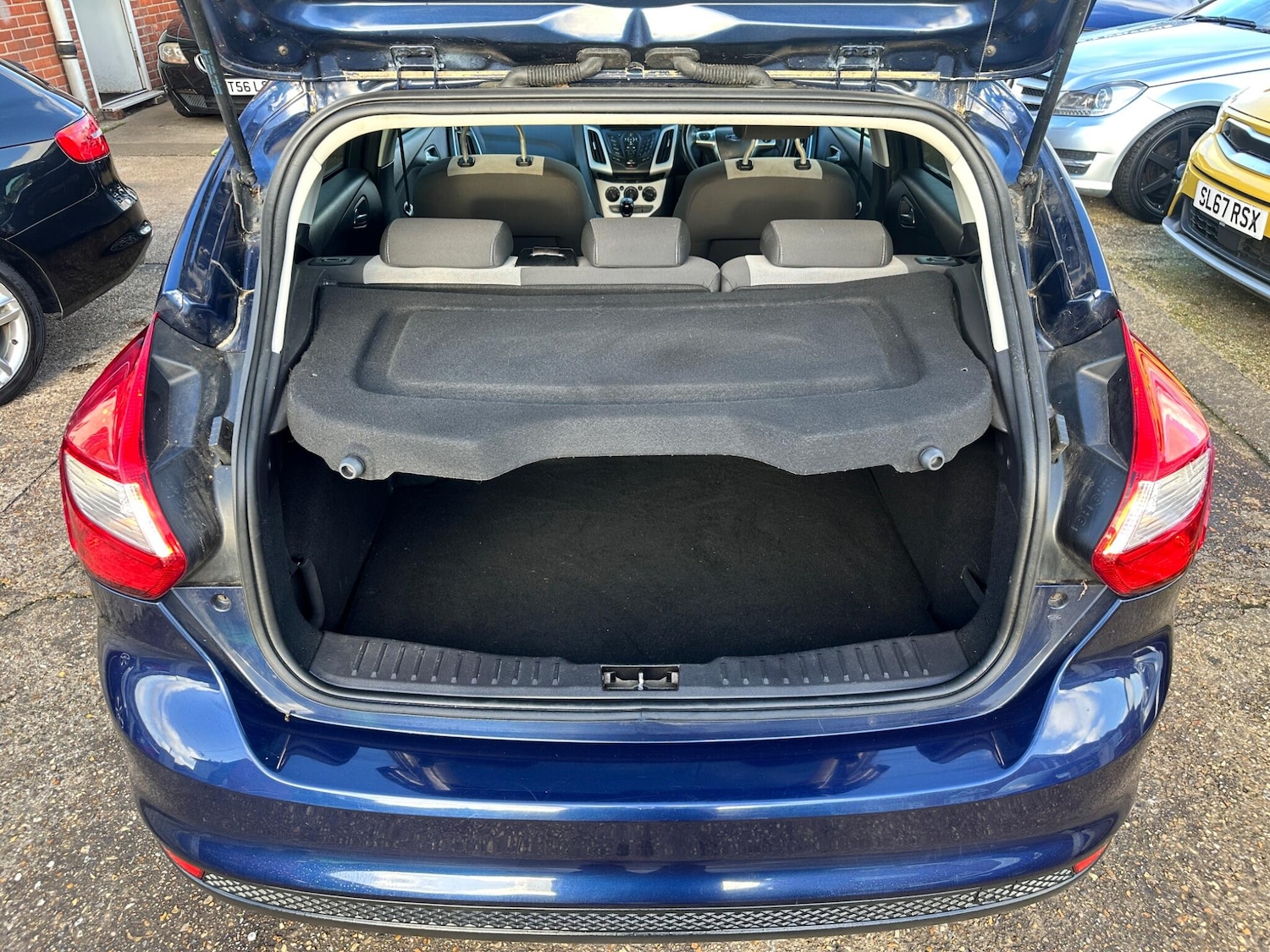 Used Ford Focus 2013 for sale - 77040075: Photo 6