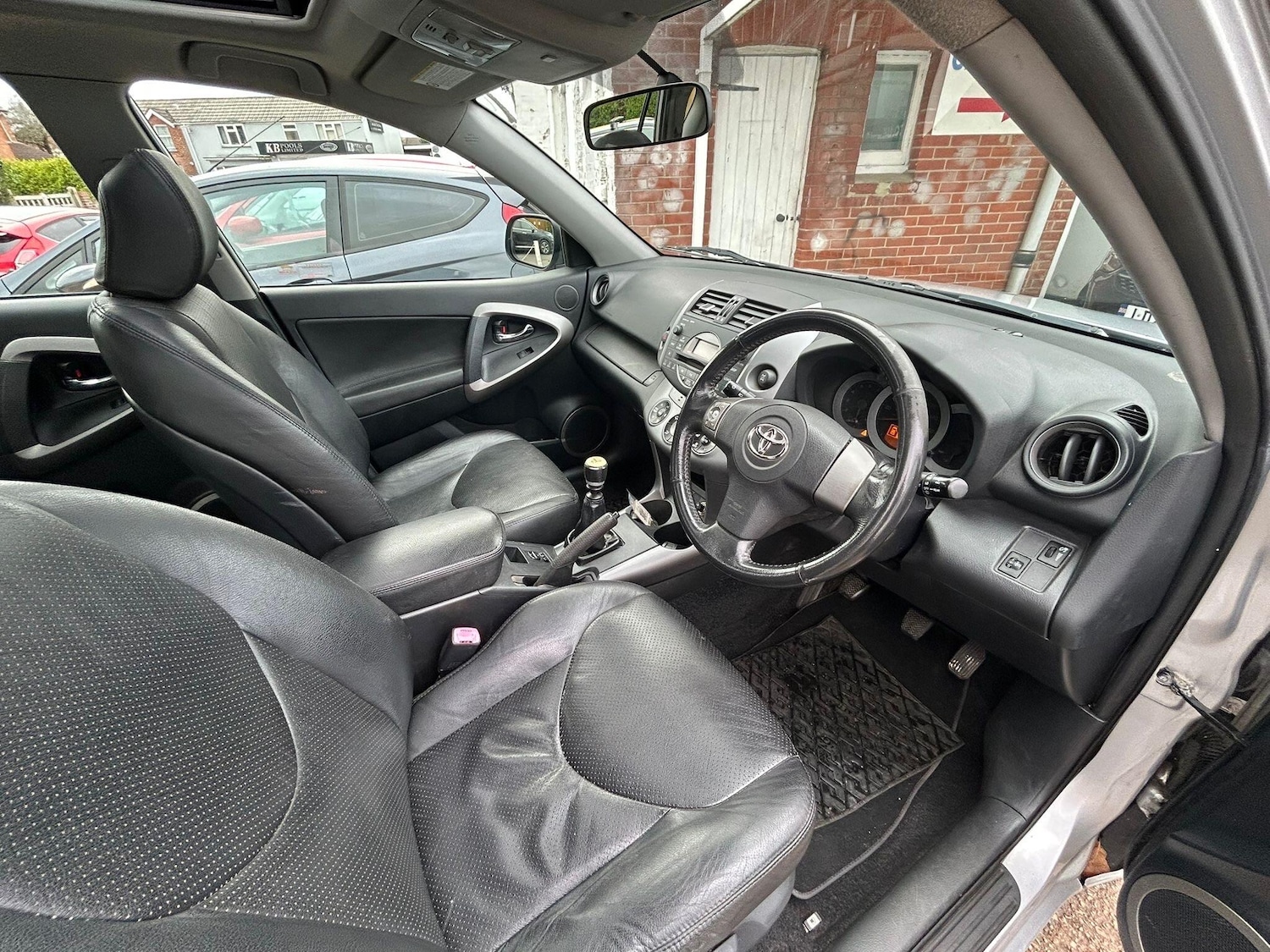 Used Toyota RAV4 for sale - 77909648: Photo 12