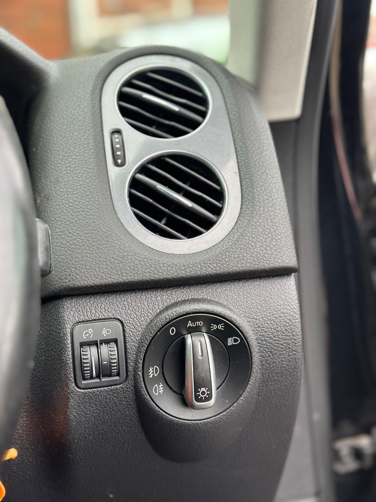 Used Volkswagen Tiguan 2012 for sale - 77613043: Photo 14