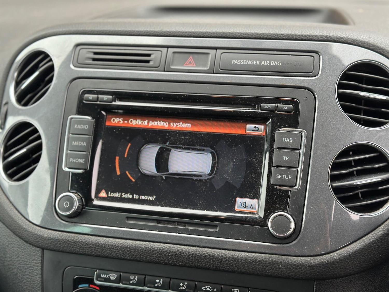 Used Volkswagen Tiguan 2012 for sale - 77613043: Photo 16