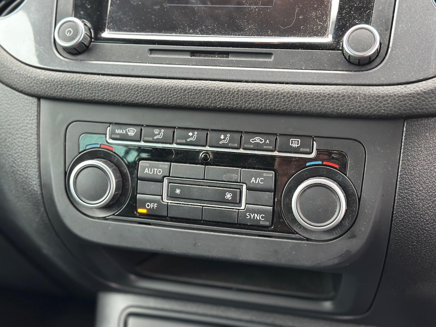 Used Volkswagen Tiguan 2012 for sale - 77613043: Photo 19