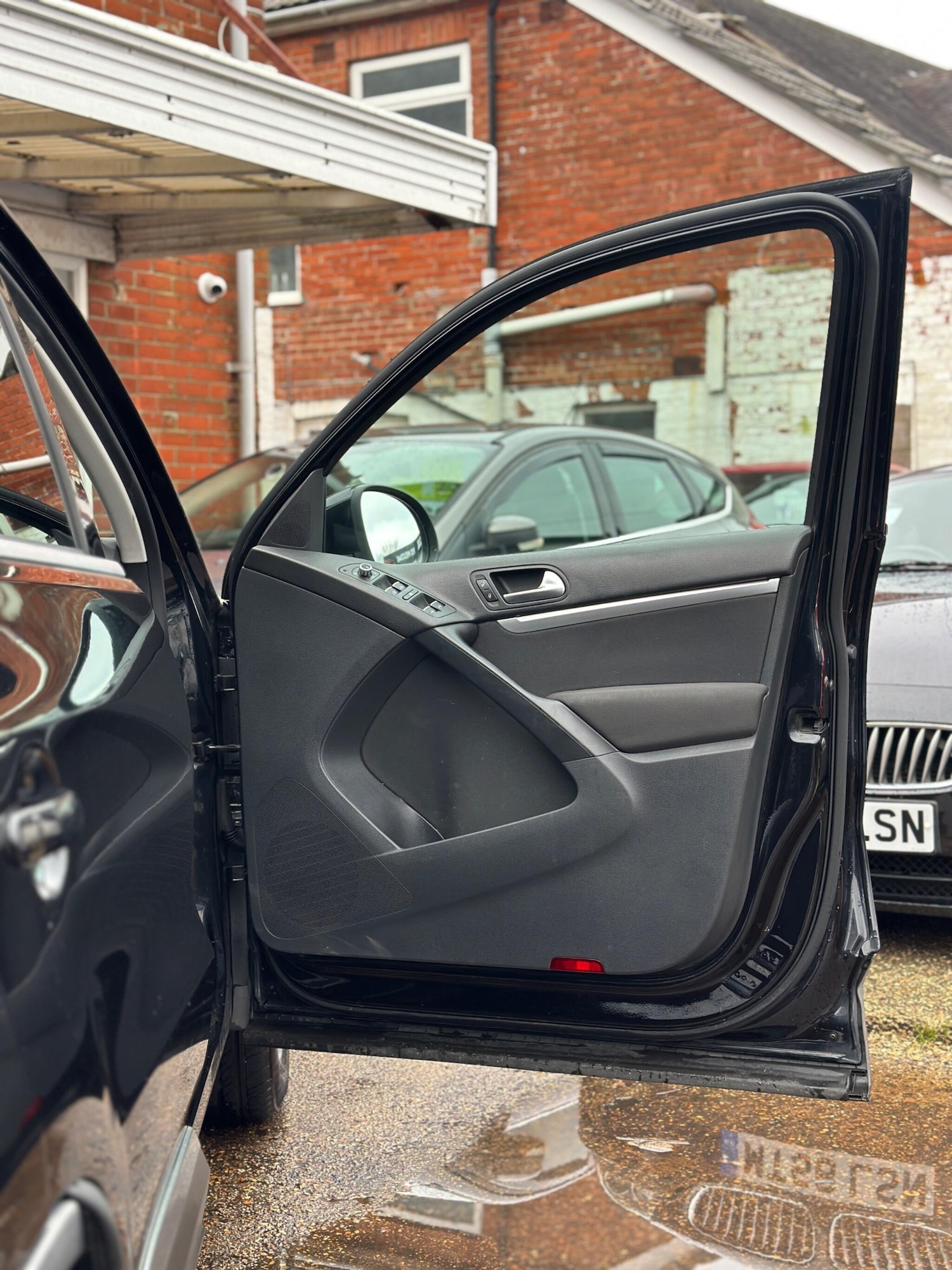 Used Volkswagen Tiguan 2012 for sale - 77613043: Photo 25