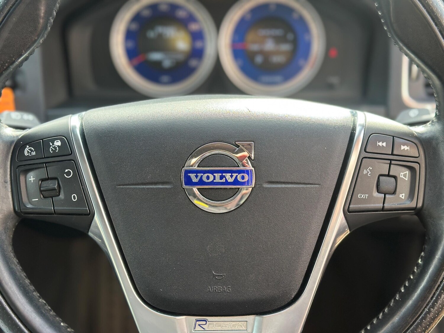 Used Volvo S60 2011 for sale - 77586381: Photo 13