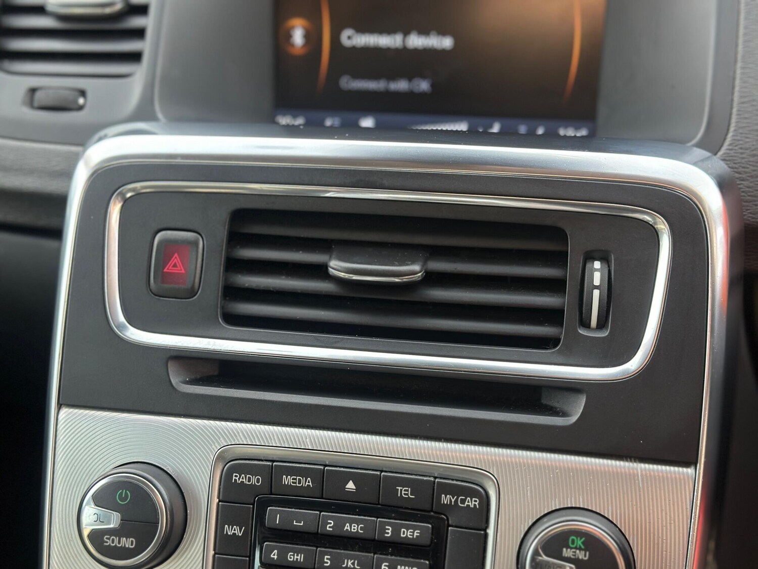 Used Volvo S60 2011 for sale - 77586381: Photo 20