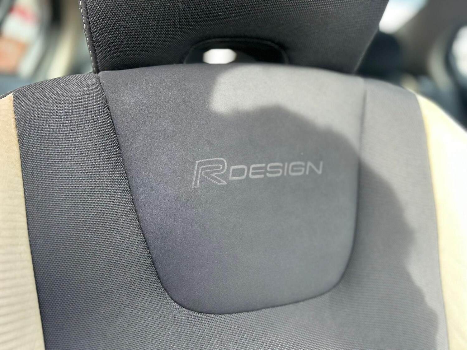 Used Volvo S60 2011 for sale - 77586381: Photo 25