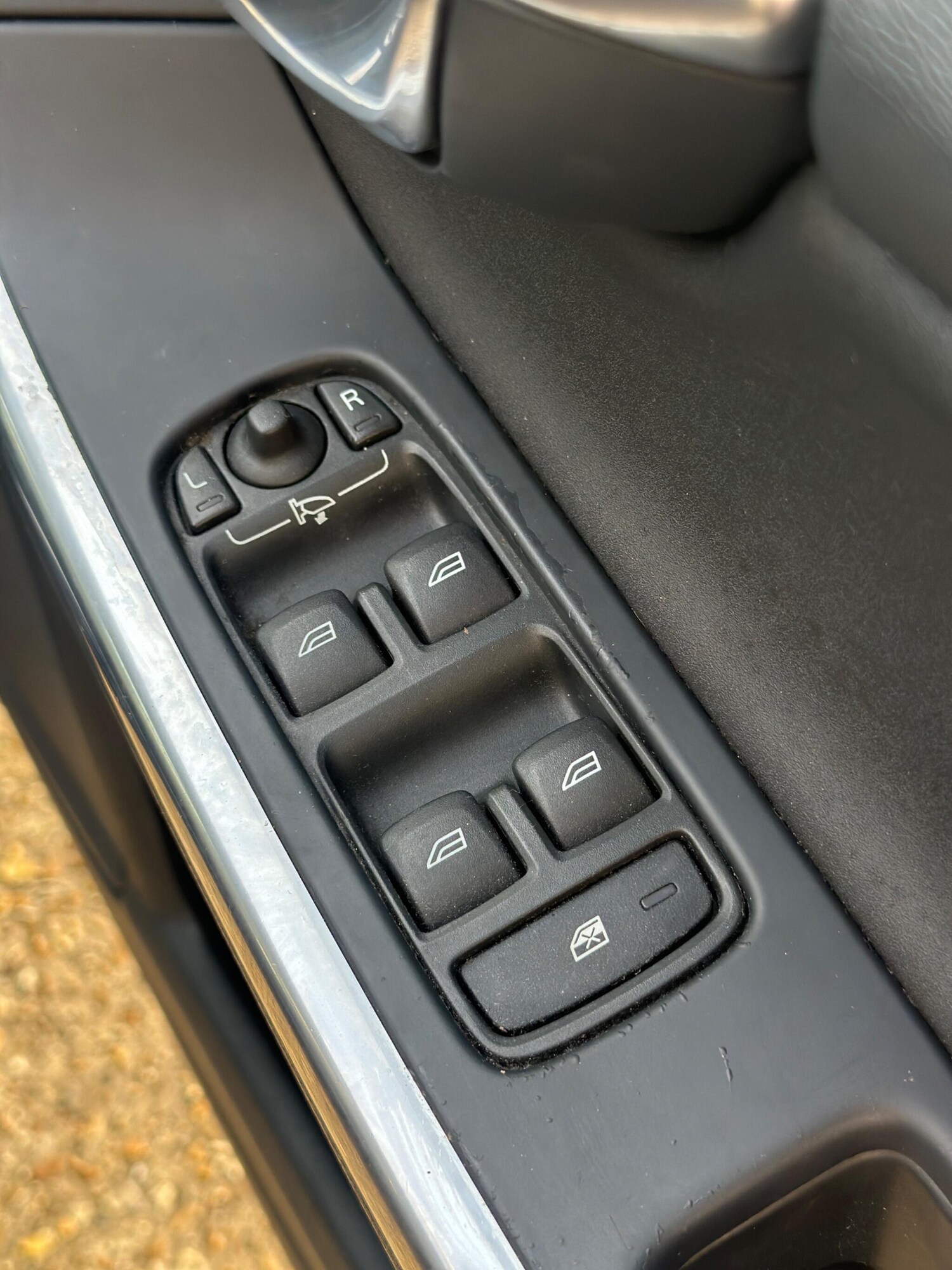 Used Volvo S60 2011 for sale - 77586381: Photo 28