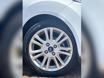 Used Ford Fiesta 2013 for sale - 78981390: Photo