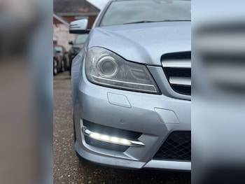 Used Mercedes-Benz C Class 2019 for sale - 78504565: Photo