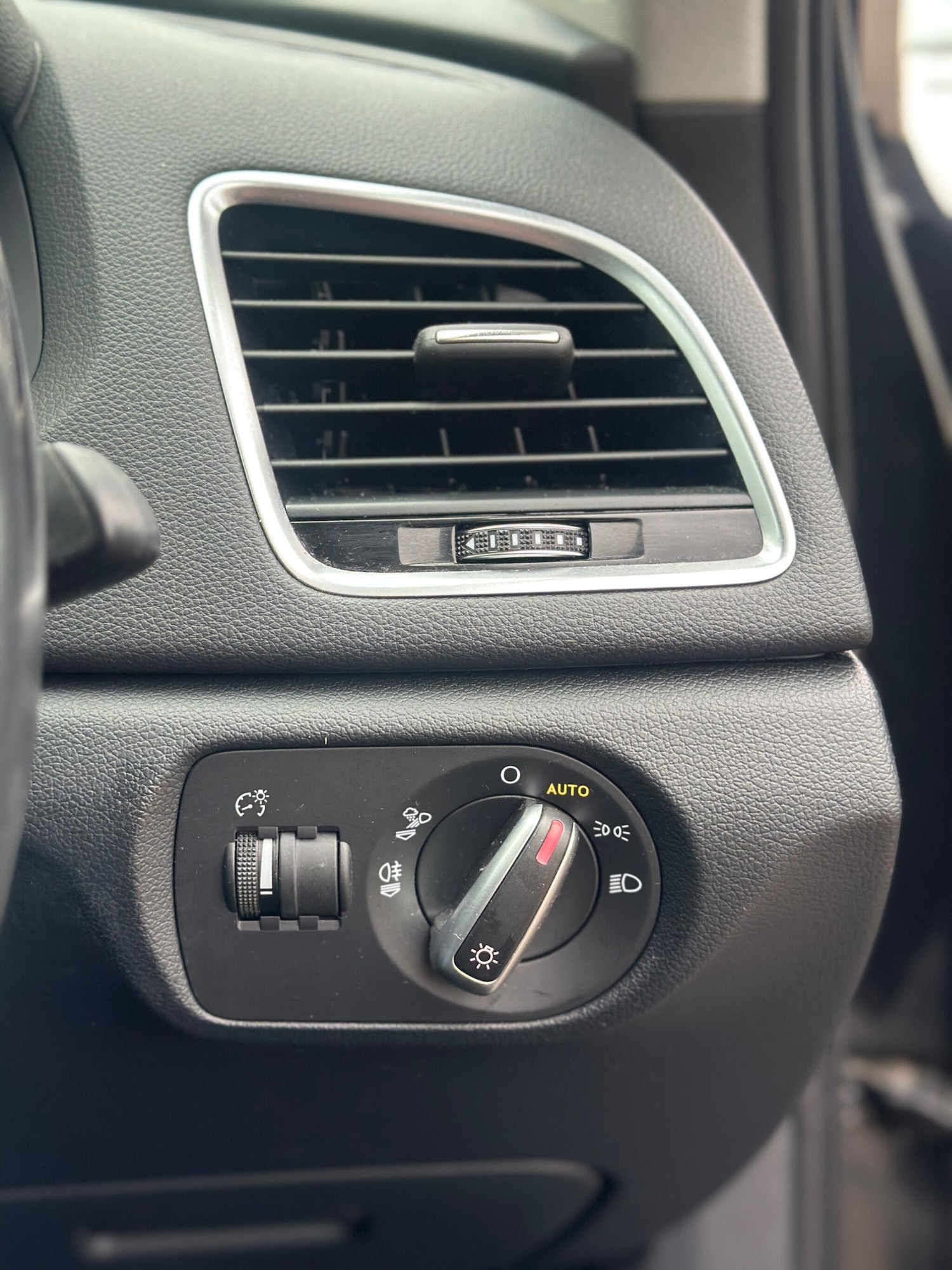 Used Audi Q3 2018 for sale - 77683939: Photo 16