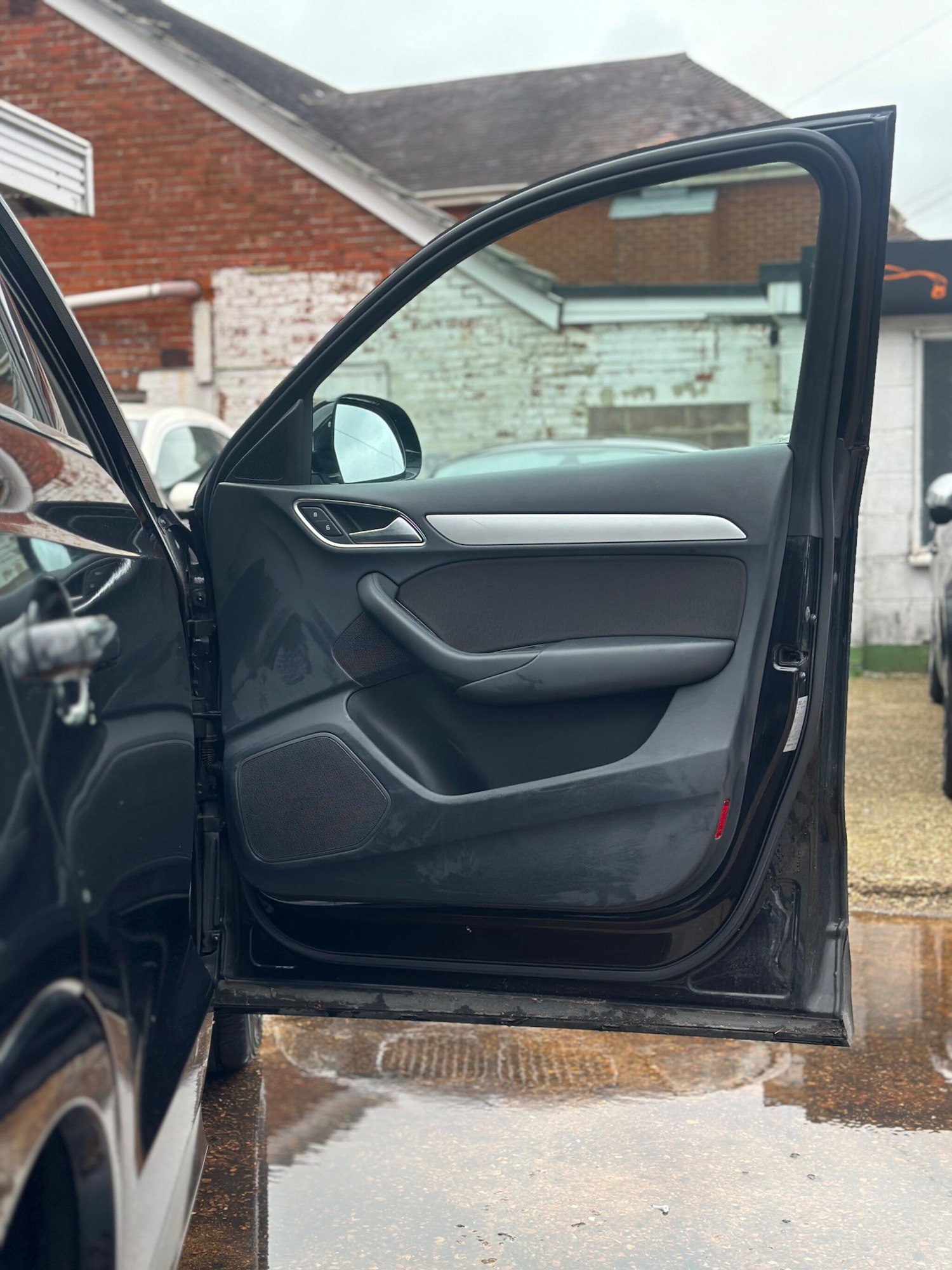 Used Audi Q3 2018 for sale - 77683939: Photo 33