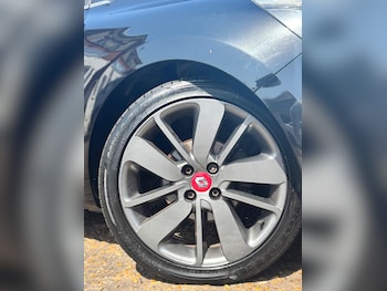 Used Renault Clio 2015 for sale - 78999134: Photo