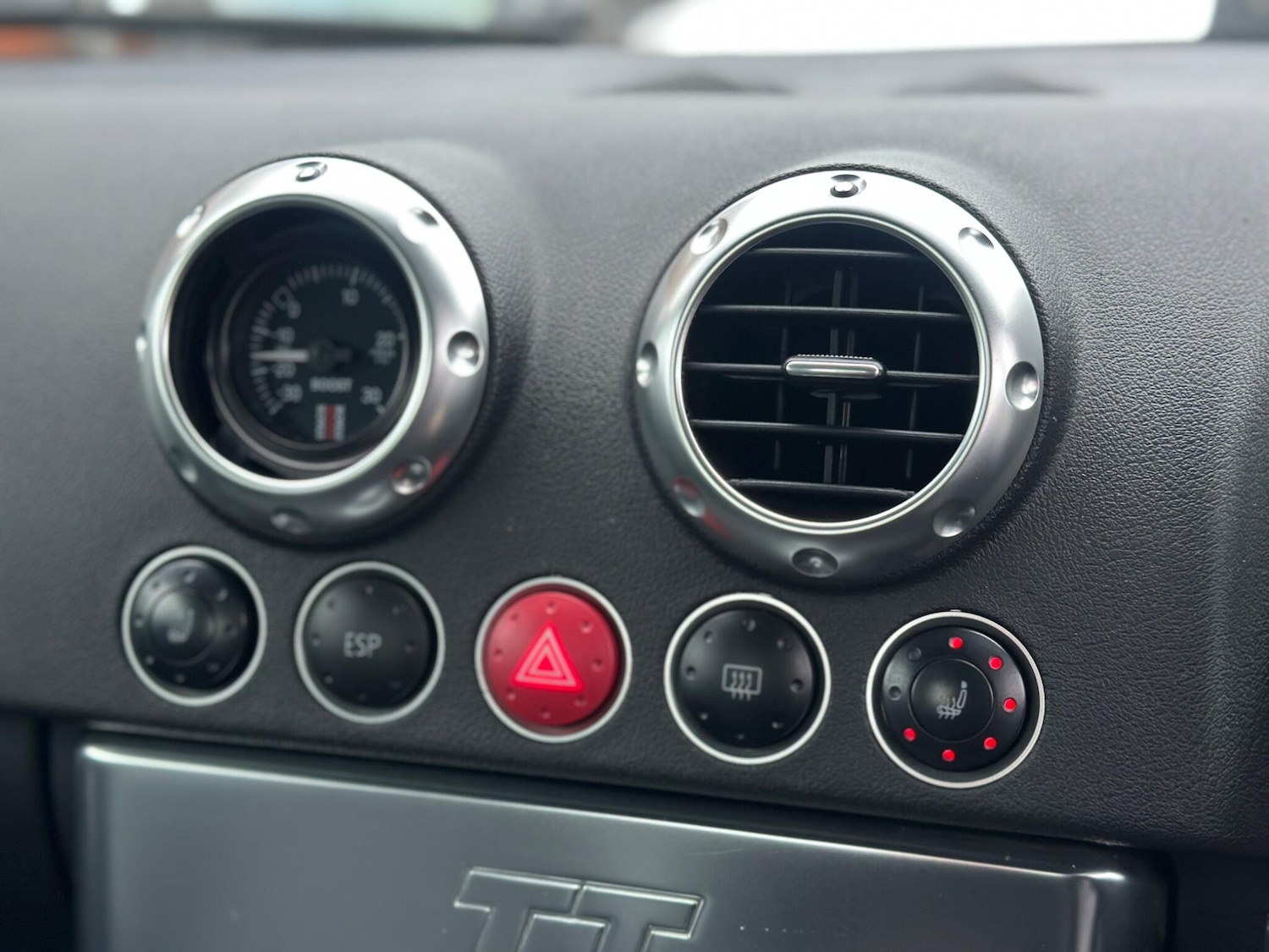 Used Audi TT 2003 for sale - 77066570: Photo 17