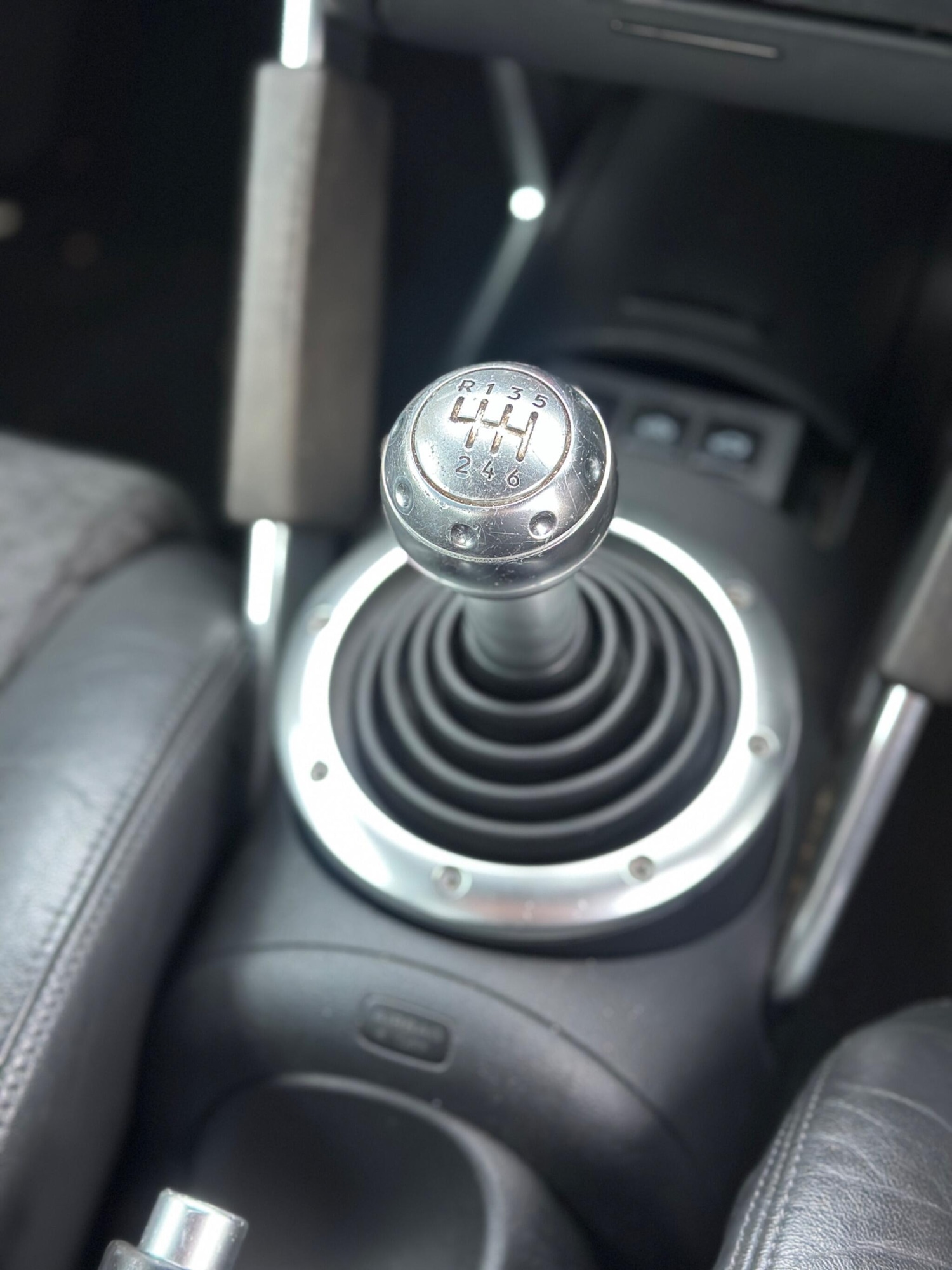 Used Audi TT 2003 for sale - 77066570: Photo 22