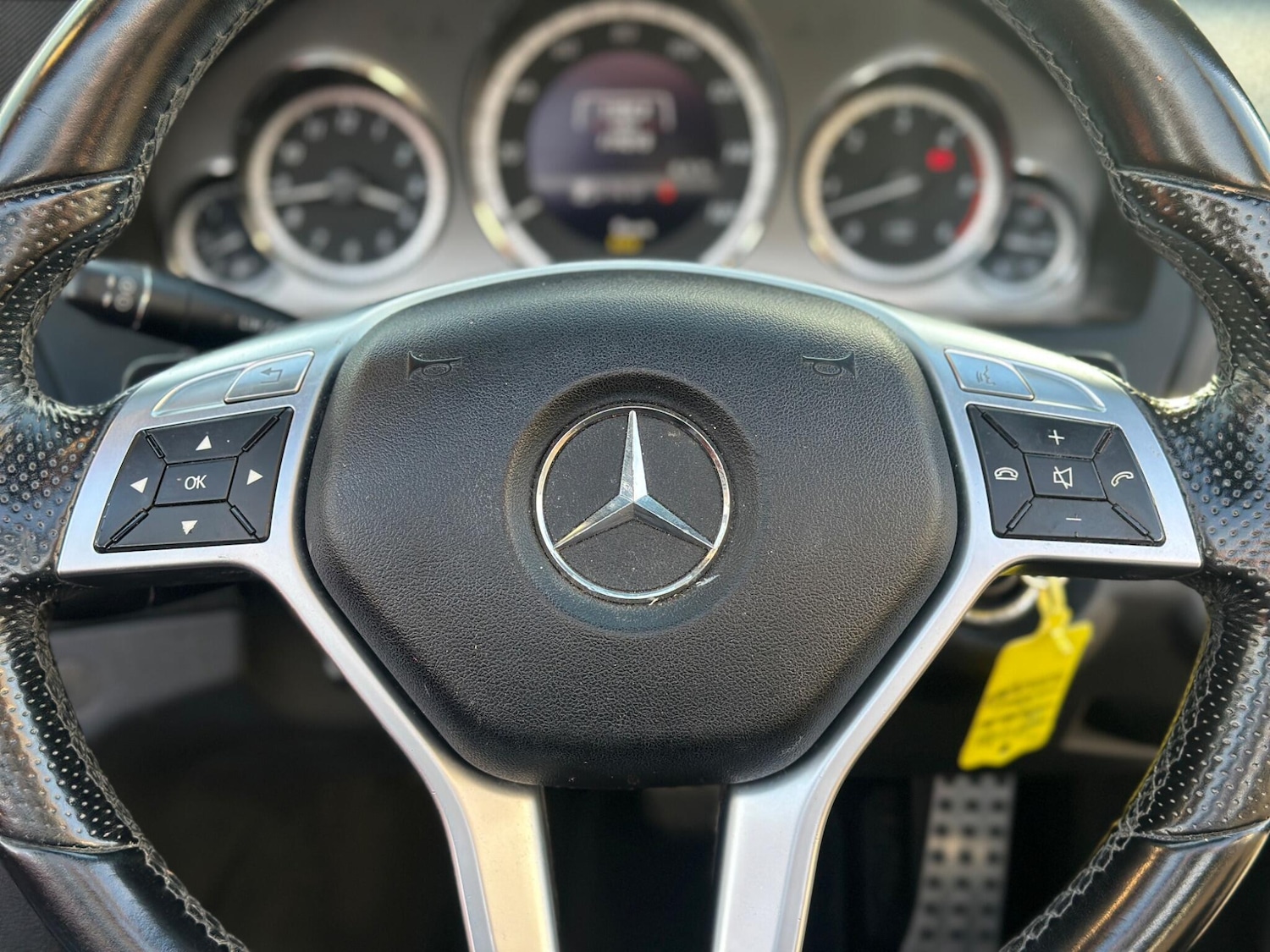 Used Mercedes-Benz E Class 2012 for sale - 77163548: Photo 12