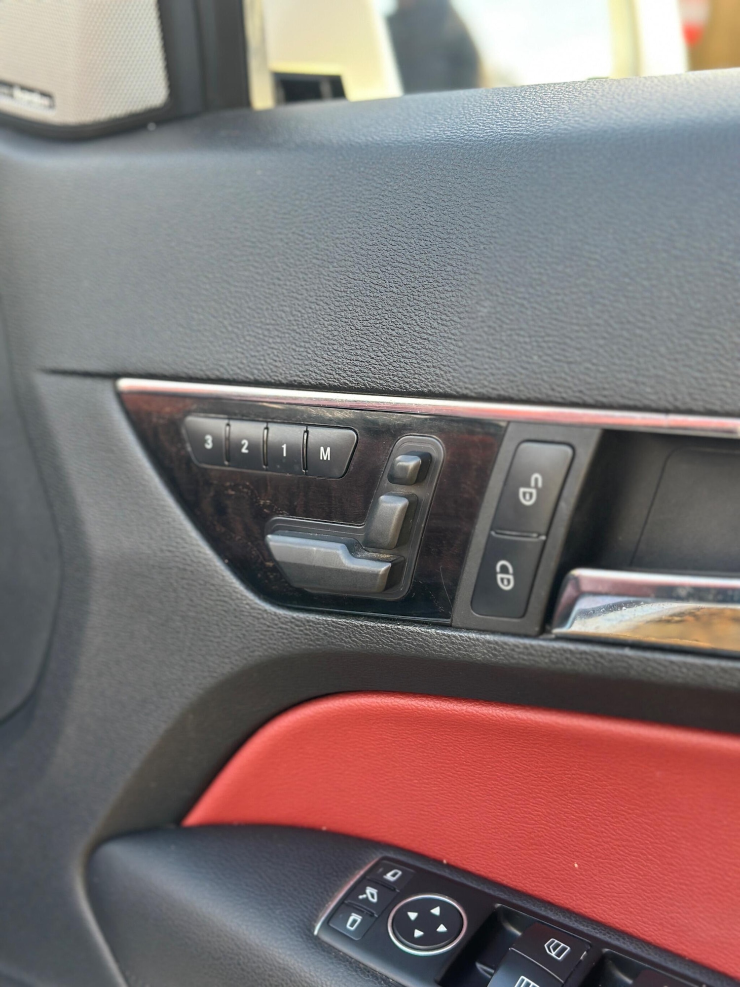 Used Mercedes-Benz E Class 2012 for sale - 77163548: Photo 27