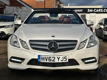 Used Mercedes-Benz E Class 2012 for sale - 77163548: Photo