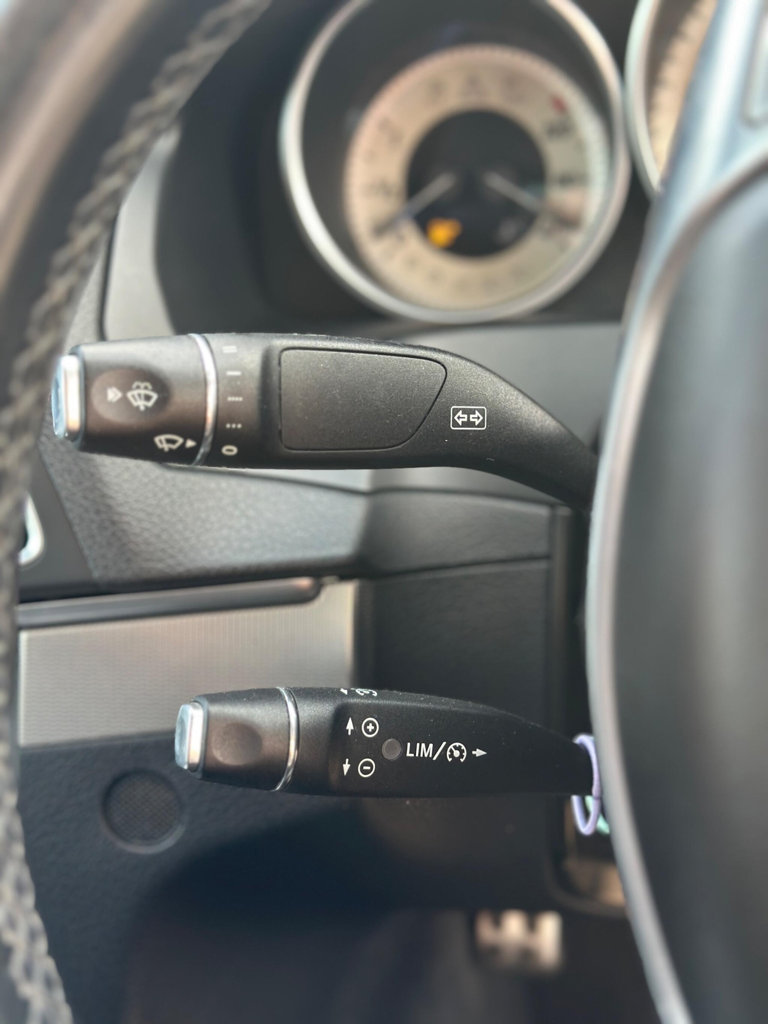 Used Mercedes-Benz E Class 2014 for sale - 76952681: Photo 15