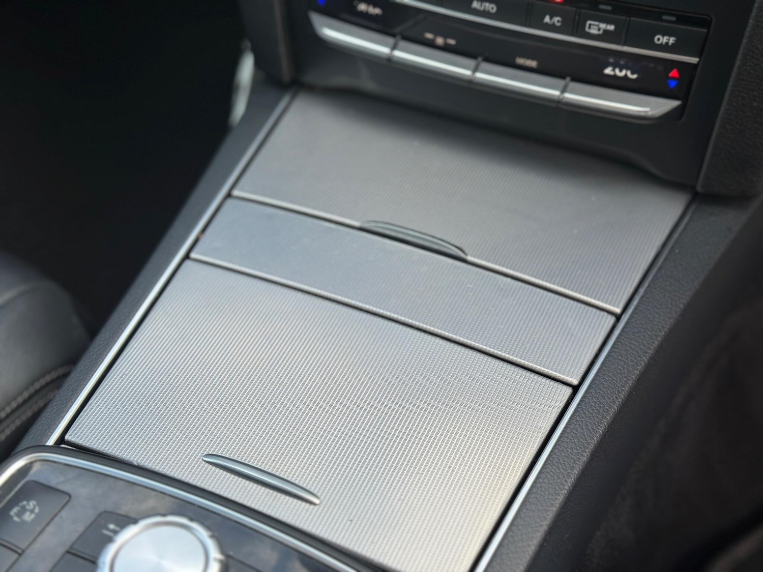 Used Mercedes-Benz E Class 2014 for sale - 76952681: Photo 23