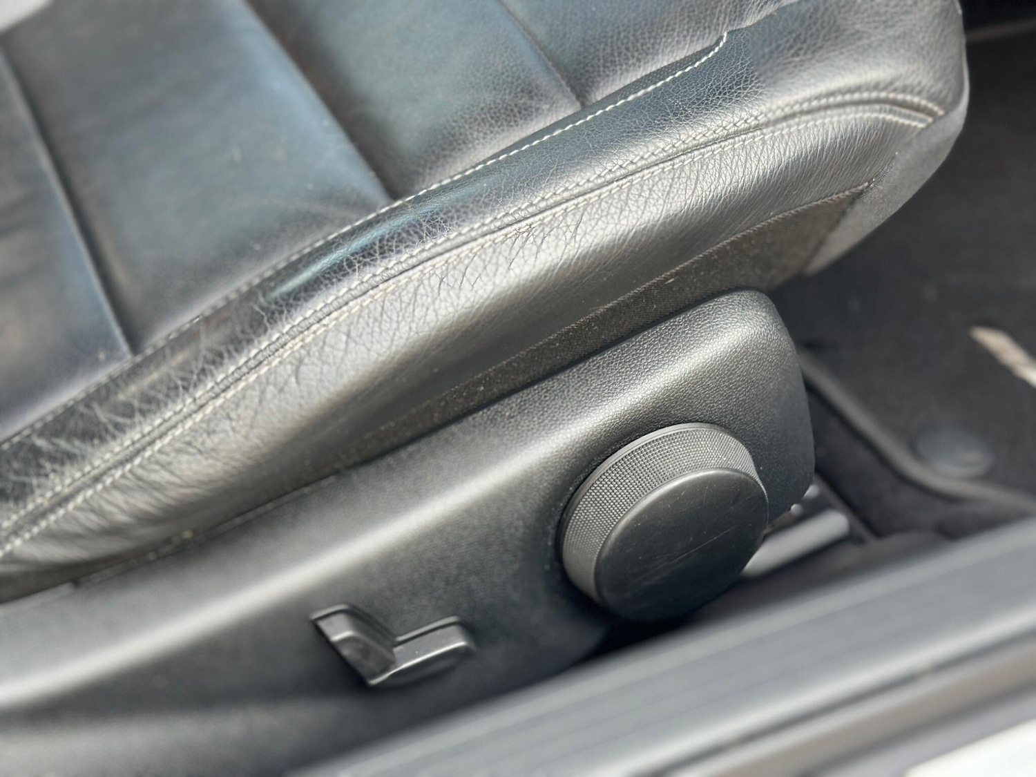 Used Mercedes-Benz E Class 2014 for sale - 76952681: Photo 27