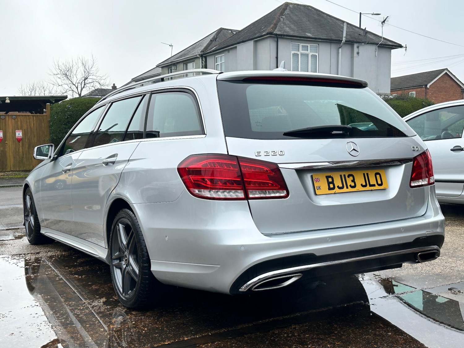 Used Mercedes-Benz E Class for sale - 77808781: Photo 11