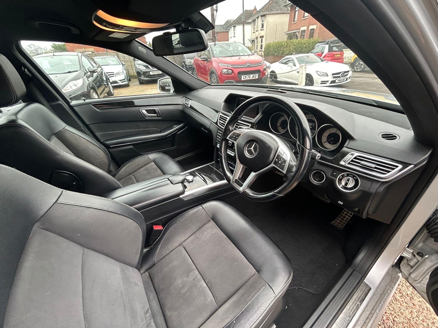 Used Mercedes-Benz E Class for sale - 77808781: Photo 13