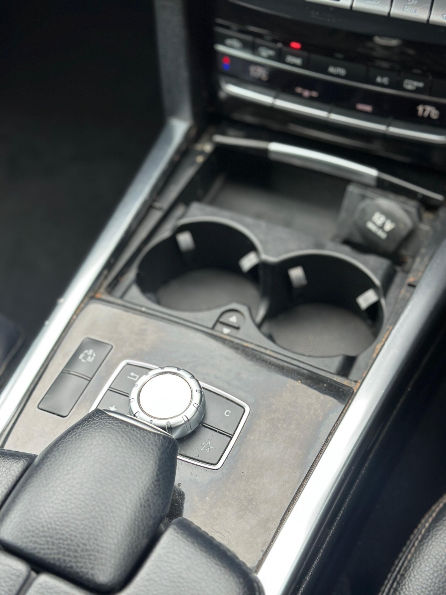 Used Mercedes-Benz E Class for sale - 77808781: Photo 28