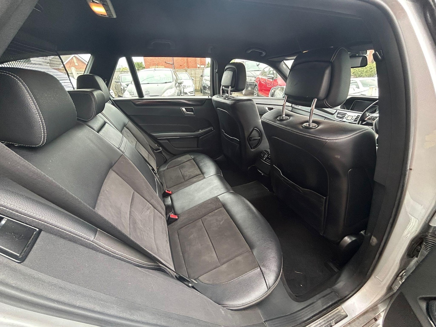 Used Mercedes-Benz E Class for sale - 77808781: Photo 34