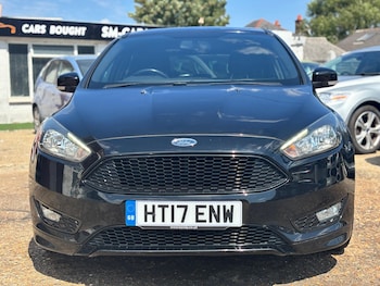 Used Ford Focus 2017 for sale - 79324701: Photo