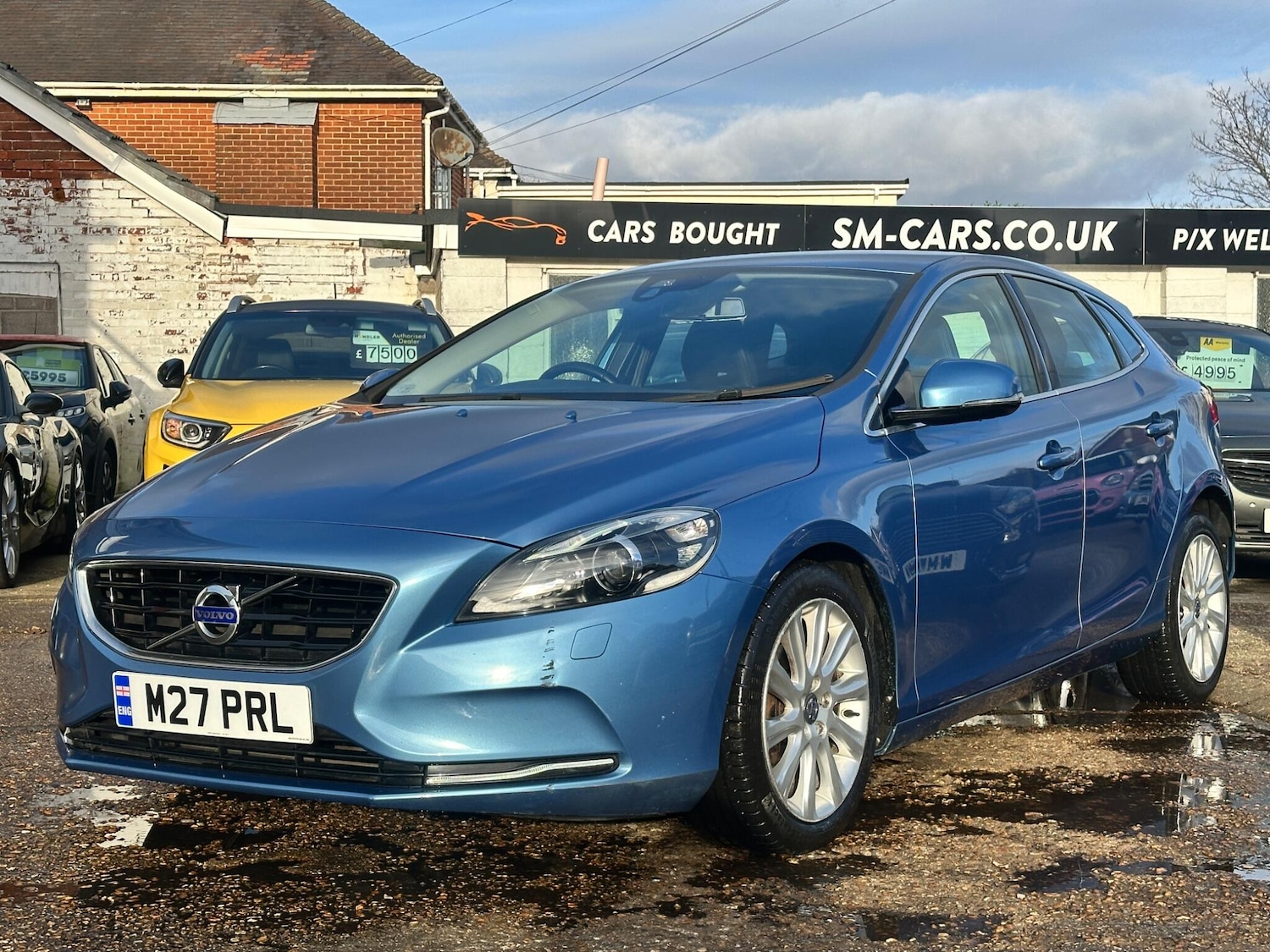 Used Volvo V40 2014 for sale - 77130590: Photo 10