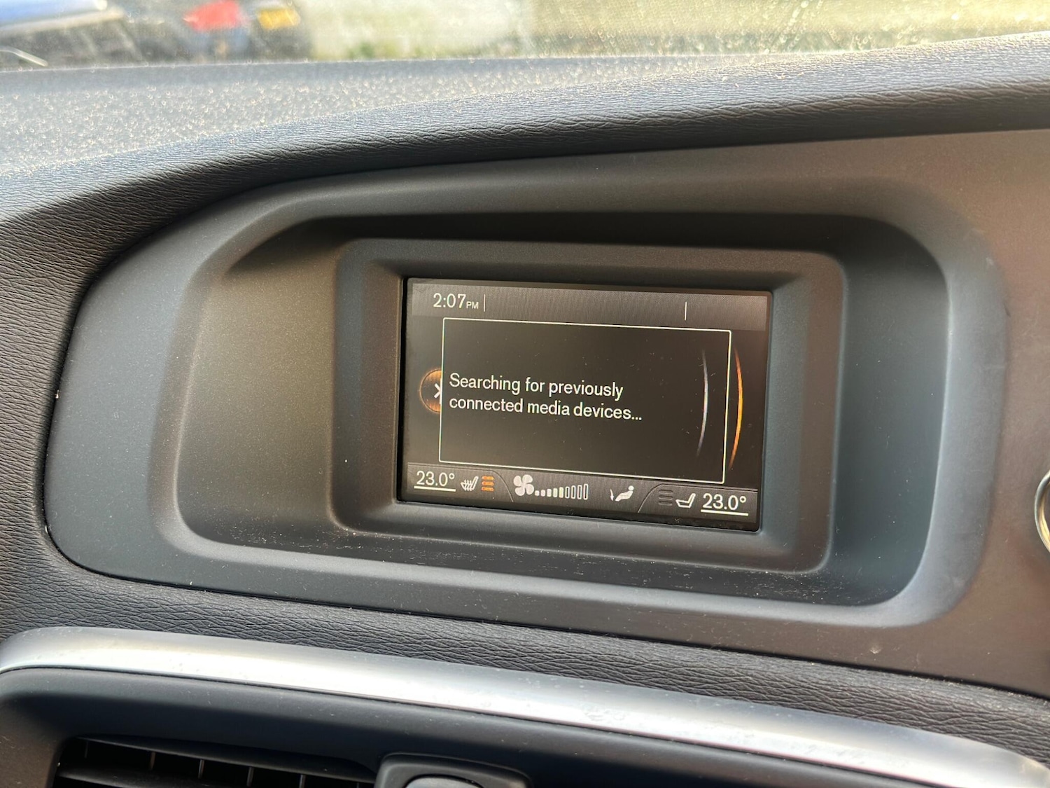 Used Volvo V40 2014 for sale - 77130590: Photo 16