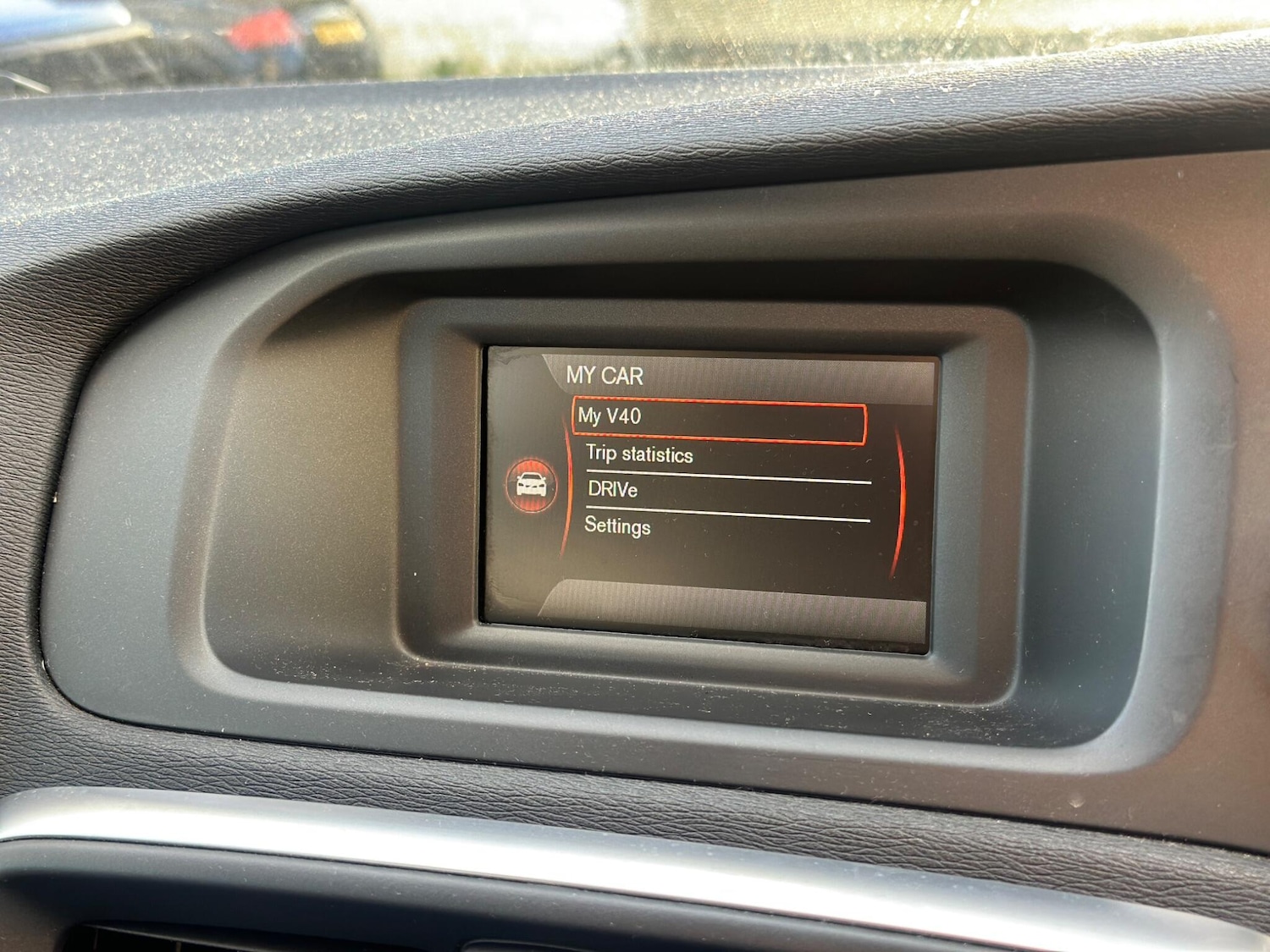 Used Volvo V40 2014 for sale - 77130590: Photo 18