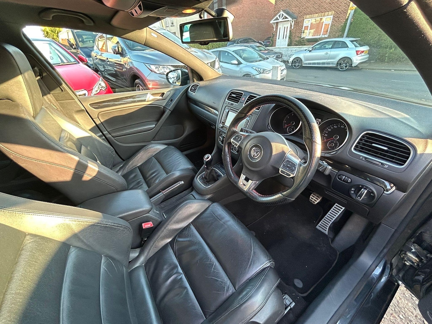 Used Volkswagen Golf 2010 for sale - 77957944: Photo 11