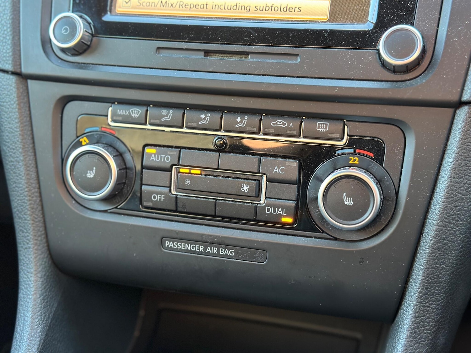 Used Volkswagen Golf 2010 for sale - 77957944: Photo 19