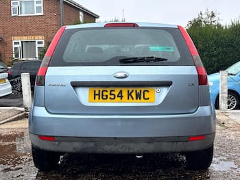 Used Ford Fiesta 2004 for sale - 79676799: Photo