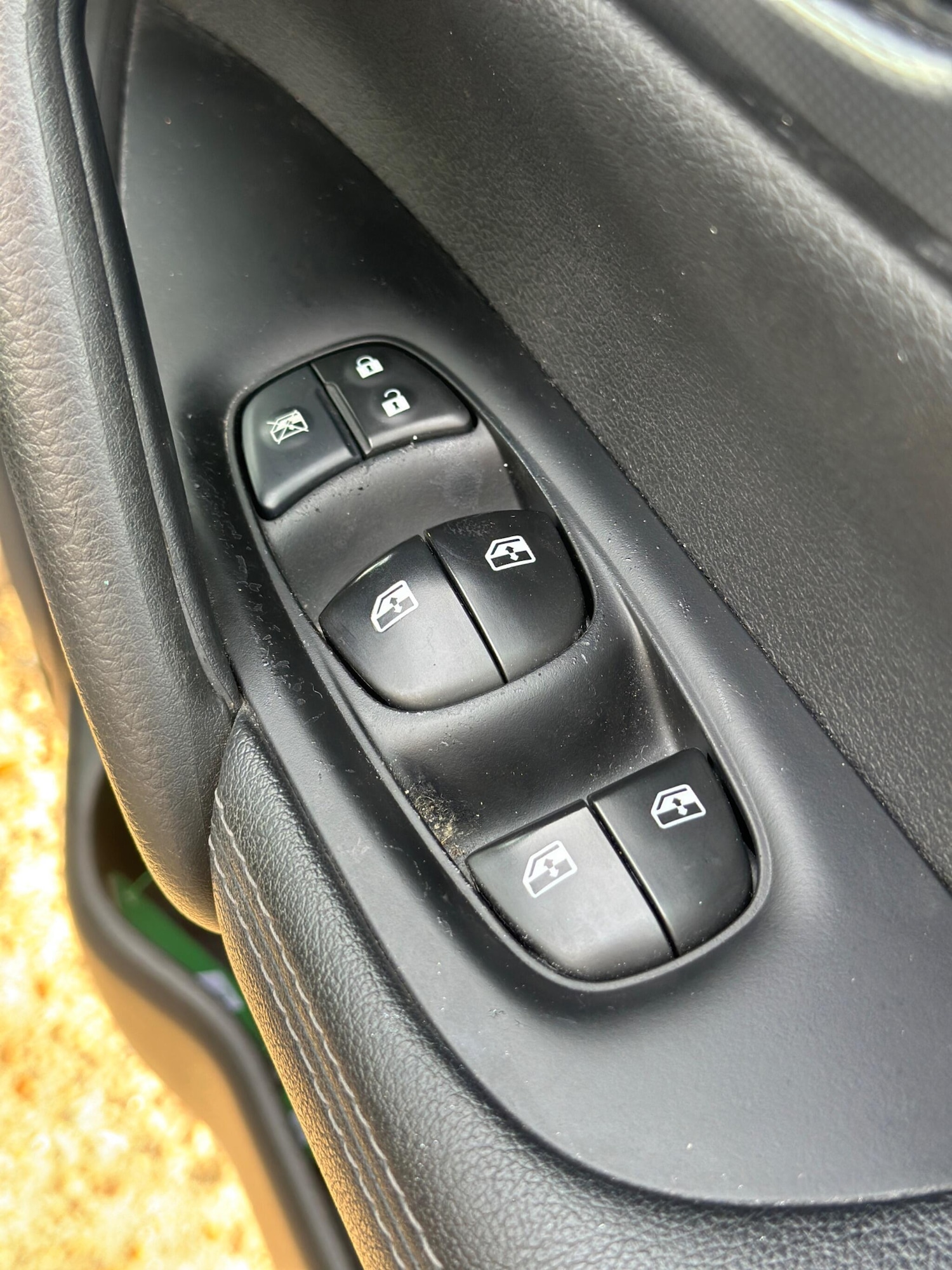 Used Nissan Qashqai for sale - 77882436: Photo 28