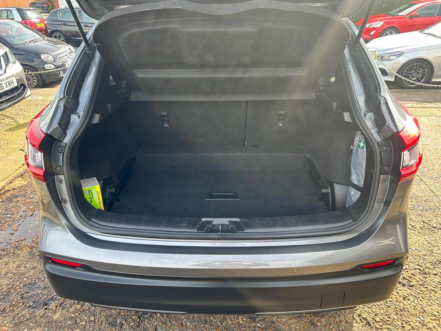 Used Nissan Qashqai for sale - 77882436: Photo 8