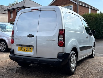 Used Peugeot Partner 2016 for sale - 79540365: Photo