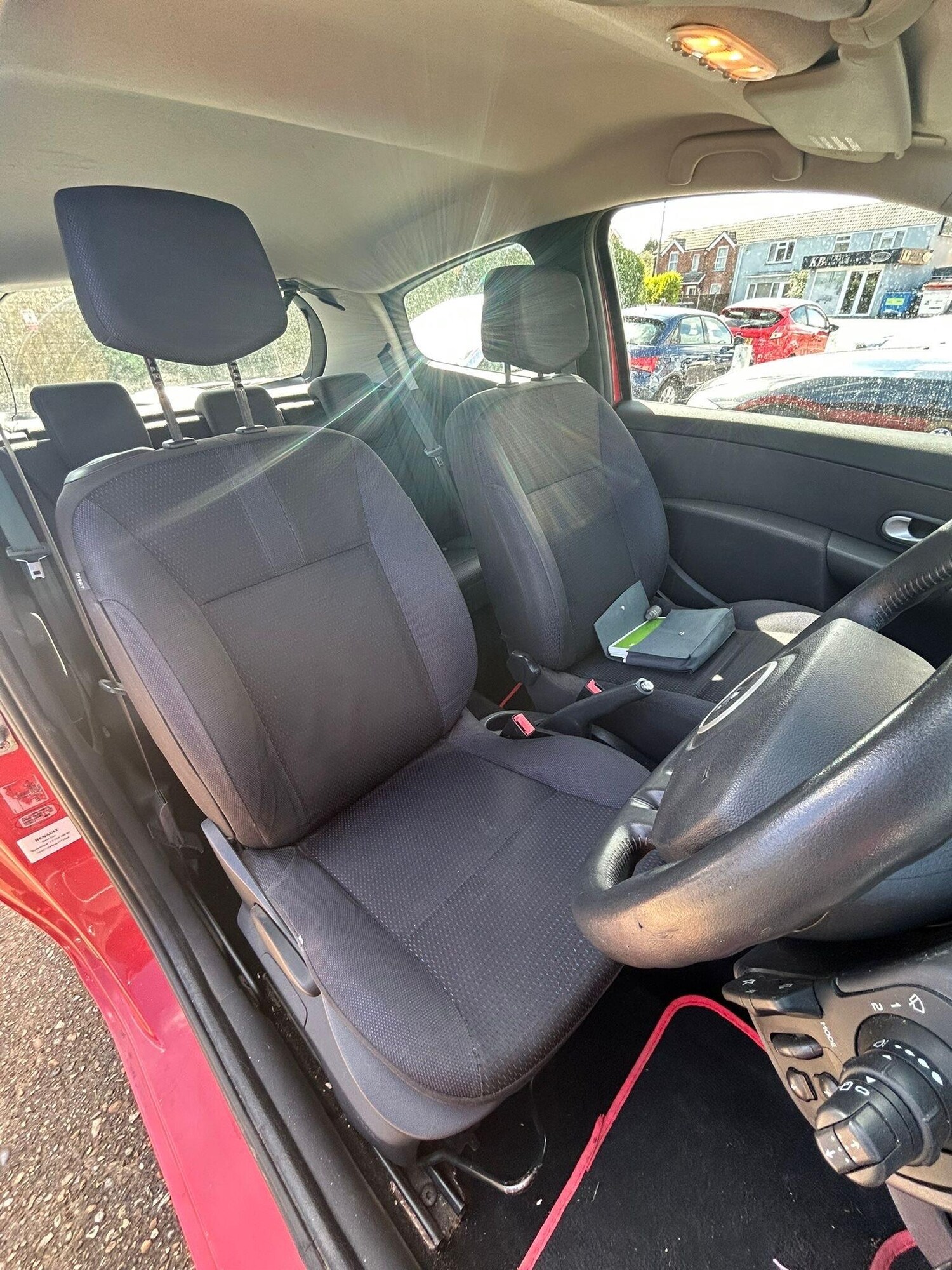 Used Renault Clio for sale - 78214279: Photo 17