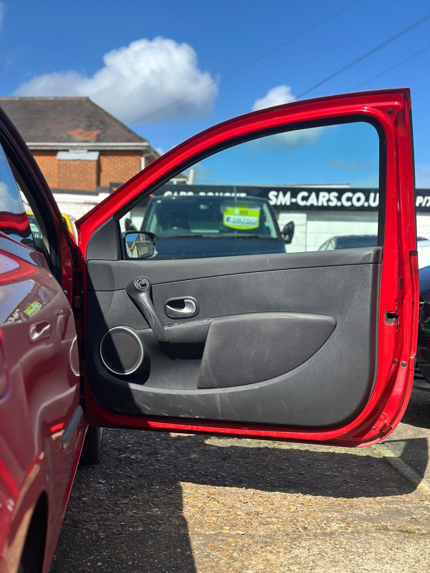 Used Renault Clio for sale - 78214279: Photo 18