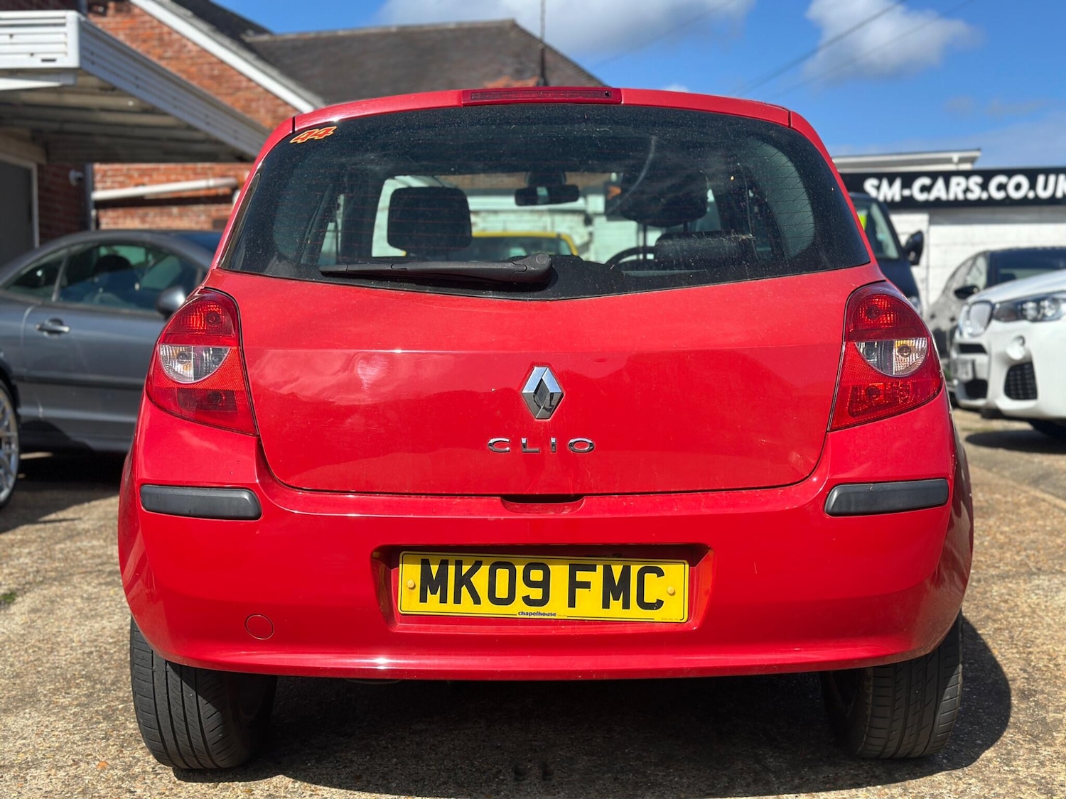 Used Renault Clio for sale - 78214279: Photo 4