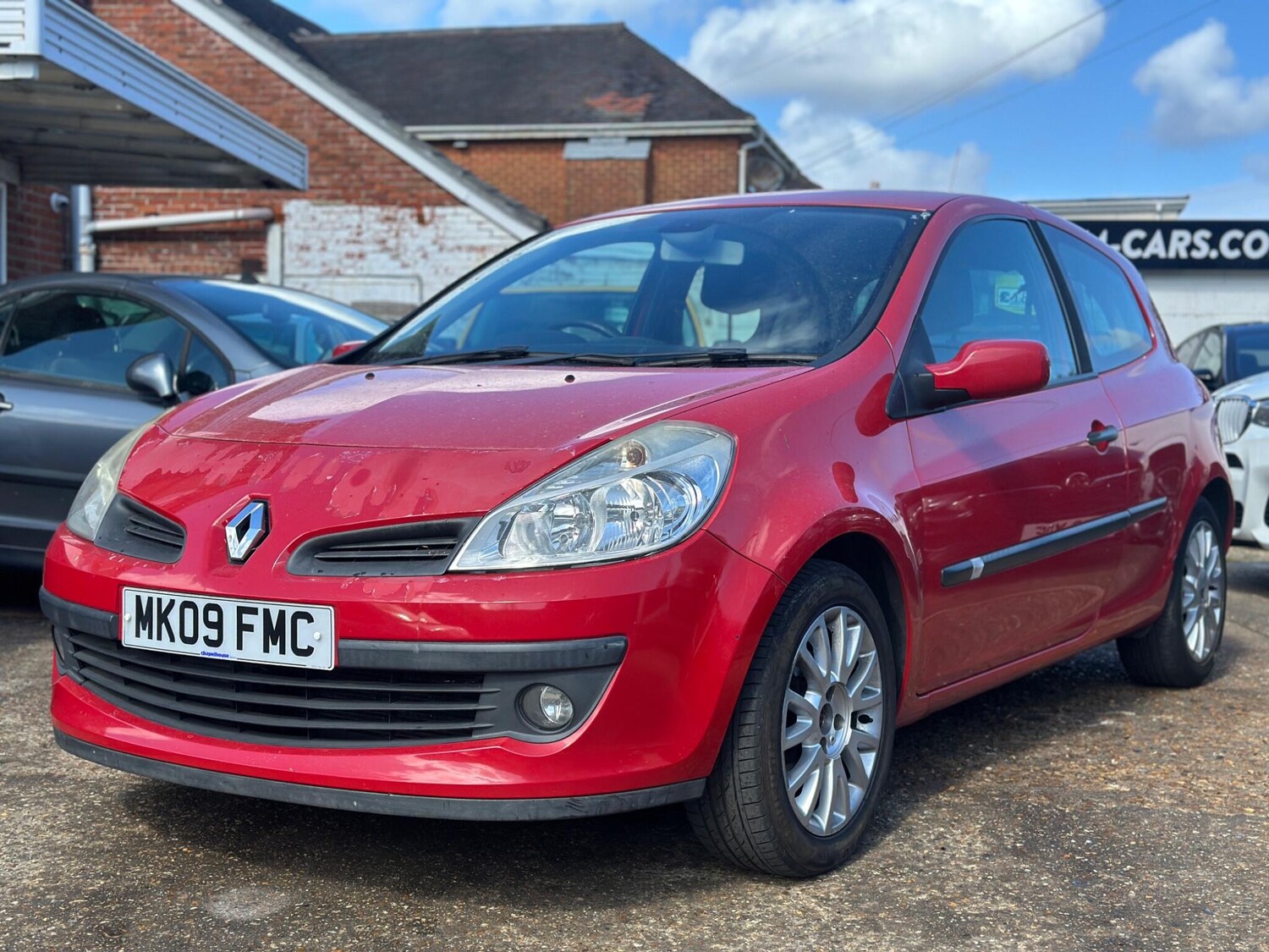 Used Renault Clio for sale - 78214279: Photo 6