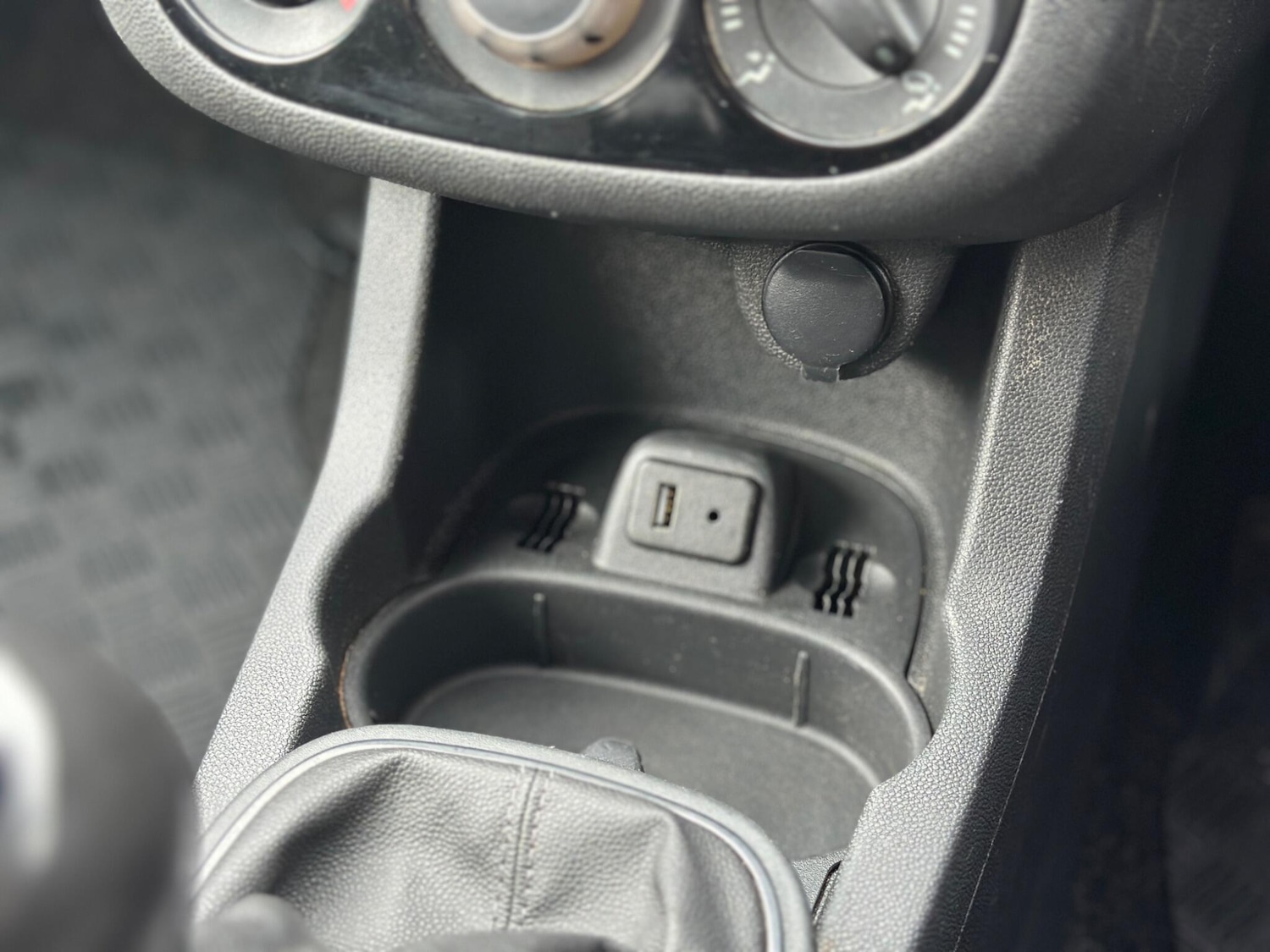 Used Vauxhall Corsa 2014 for sale - 77683822: Photo 17